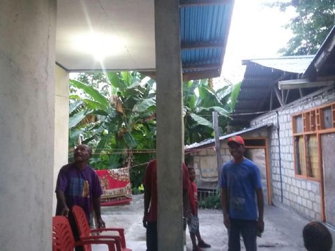 Begini Penampakan Desa Terpencil di Papua yang Terang Benderang