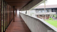 Yang pertama didatangi adalah Beauty Heritage, Museum yang merupakan bagian dari Oemah Herborist di lantai 2. Terdapat 20 macam peralatan antik untuk meracik jamu atau produk kecantikan di zaman dahulu kala (Afif/detikTravel)