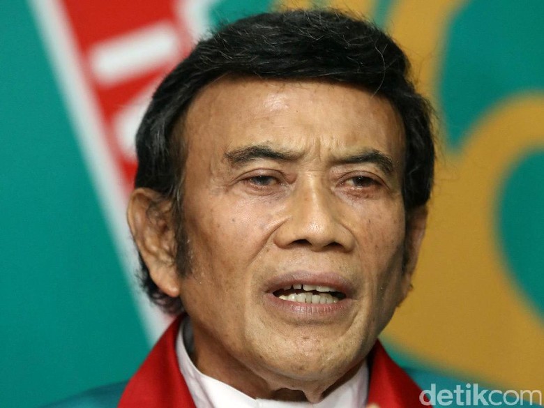 Rhoma Irama Tegaskan Partai Idaman Tak Bubar Meski Gabung PAN Rhoma Irama Tegaskan Partai Idaman Tak Bubar Meski Gabung PAN