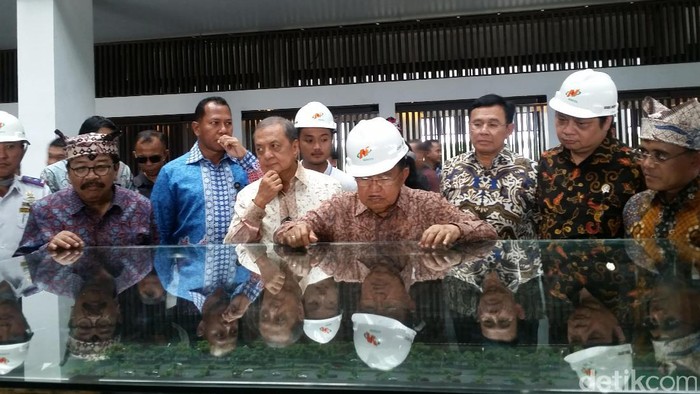 JK Ingin Bandara Blimbingsari Berkonsep Modern dan Santai