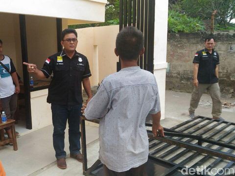 Pelajar SMP di Kebon Jeruk Tewas Tertimpa Gerbang Sekolah
