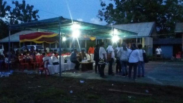 Dua Desa di Papua Ini Dapat Distribusi Listrik PLN