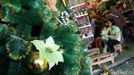 H-10, Pernak-pernik Natal Ramai Dicari