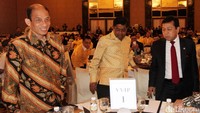 Wakil Menteri ESDM Arcandra Tahar (kiri) dan Idrus Marham (tengah) juga hadir dalam seminar tersebut.