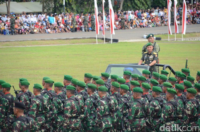 TNI AD Siap Ikut Berantas Terorisme Jika RUU Digolkan TNI AD Siap Ikut Berantas Terorisme Jika RUU Digolkan