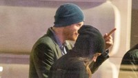 Hubungan Pangeran Harry dan Meghan Markle hampir tak tercium media. Dok. The Sun