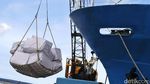 Melihat Aktivitas Bongkar Muat di Pelabuhan Sunda Kelapa