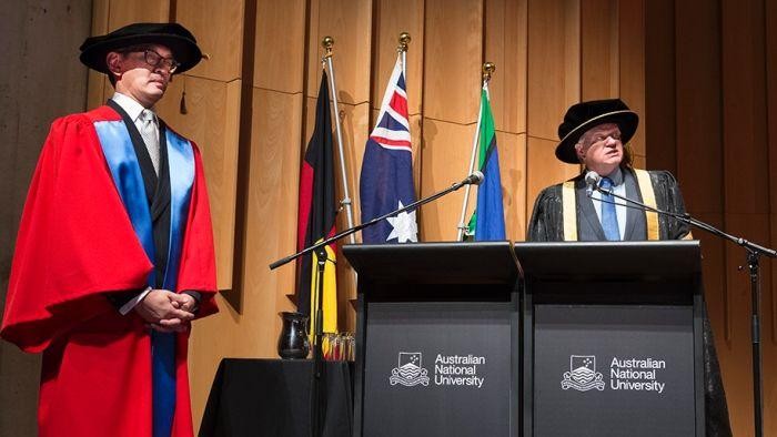 Marty Natalegawa Terima Doktor Kehormatan dari ANU Australia