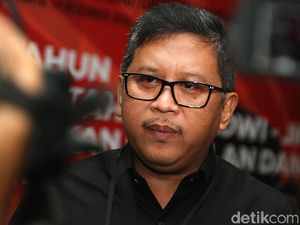 Hasto Buka Beasiswa Perbandingan Kepemimpinan SBY dan Jokowi