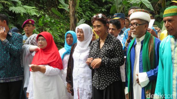 Susi Janji Tenggelamkan Kapal di Leihitu Maluku untuk Dijadikan Rumah Ikan