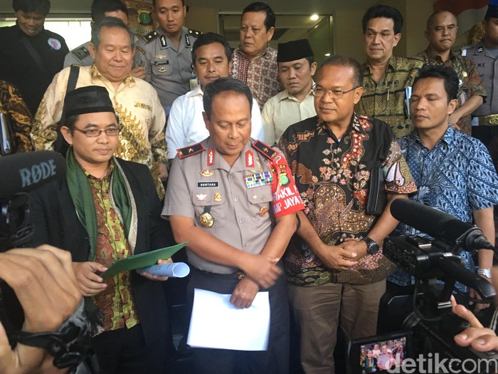 Polisi Akan Tindak Ormas yang Sweeping Toko Terkait Penggunaan Ornamen Natal