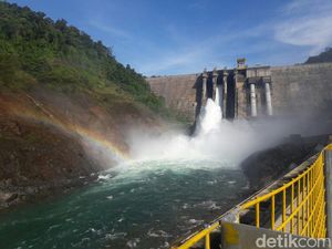 Cantiknya Pelangi di PLTA Balambano Milik PT Vale Indonesia di Sulsel