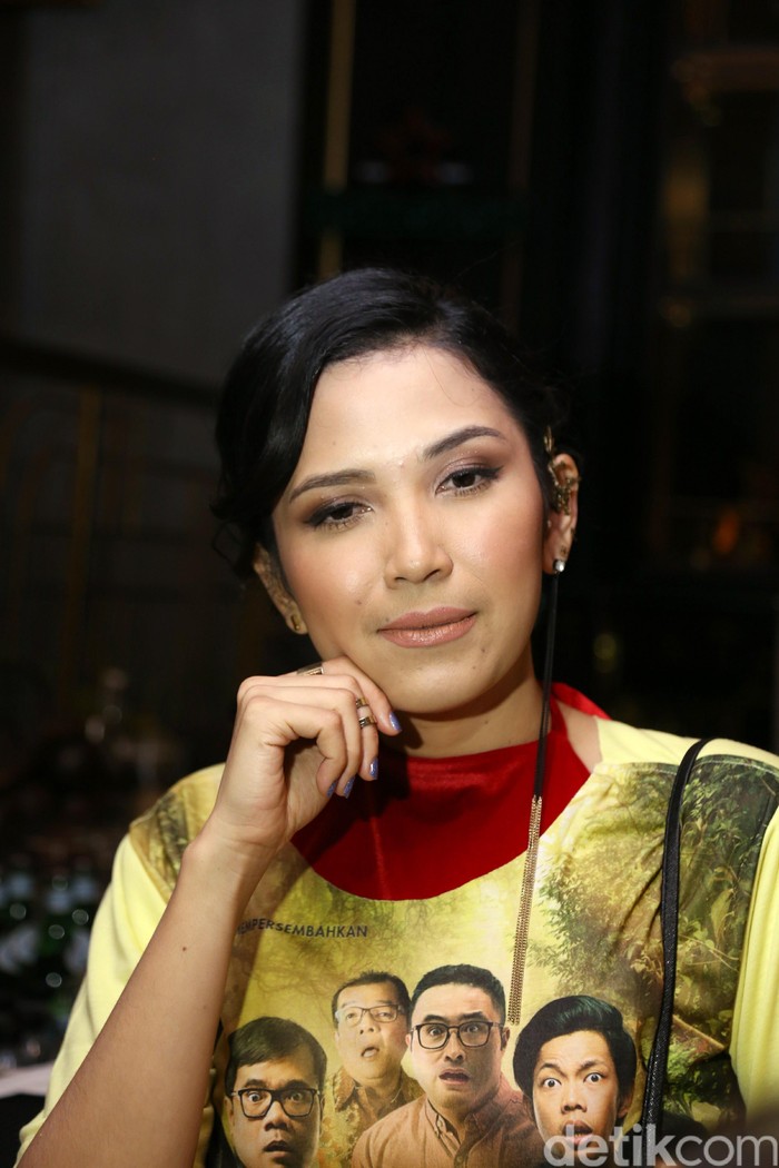 Dinda Kanya Dewi Dinda Kanya Dewi saat ditemui di kawasan Senayan.