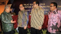 (Ki-ka) Komisaris Utama INTA (Intraco Penta) Halex Halim, Direktur IBFN Alexander Reyza, Direktur IBFN Noel Krisnandar Yahja, dan Corporate Secretary IBFN Antonius Adhitama berbincang usai paparan publik.