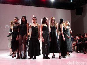 Desainer IPMI Rilis Trend Fashion 2019, Ivan Gunawan Ikut Pamer Koleksi