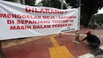 Spanduk Larangan Berjualan di Kawasan Senayan
