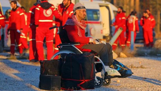 Warga Aleppo yang dievakuasi
