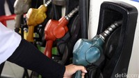 Penyesuaian dilakukan terhadap Pertamax, Pertalite, dan Dexlite, yang nilainya sebesar Rp 150 per liter, berlaku untuk semua wilayah.