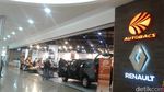 Renault Jualan Mobil di Mall