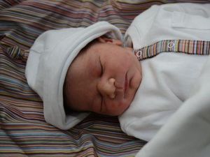 Berkat Sel Telur yang Dibekukan Saat Anak-anak, Wanita Ini Sukses Lahirkan Bayi