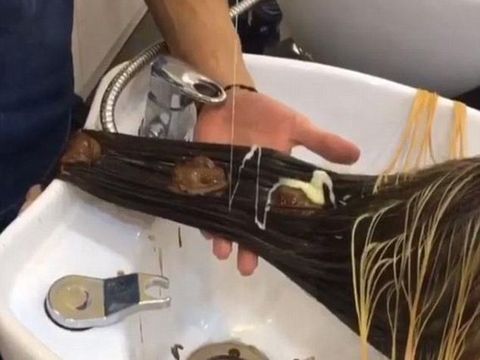 Saat Nutella dan Susu Kental Manis Dipakai untuk Warnai Rambut Saat Nutella dan Susu Kental Manis Dipakai untuk Warnai Rambut
