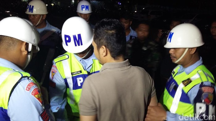 POM TNI AU razia tempat hiburan malam