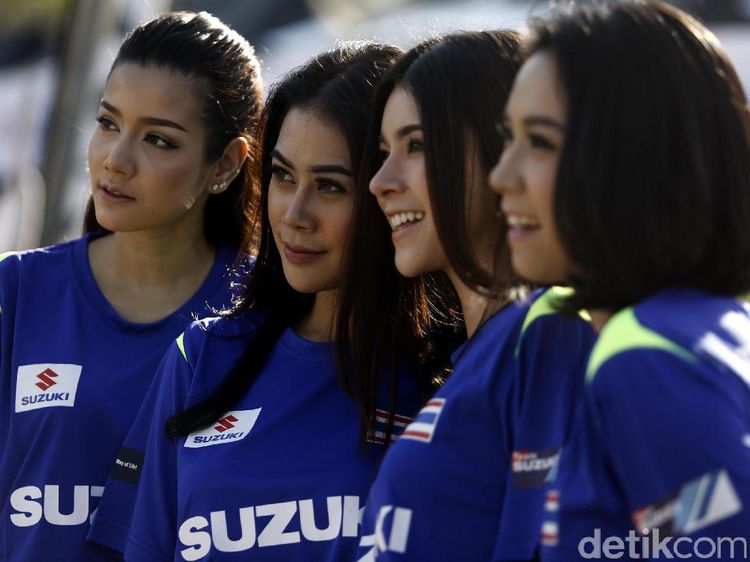 Para Pemanis Cantik di Stadion Rajamangala