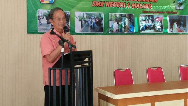 Sarwono memuji program Bank Sampah di SMK Negeri 6.