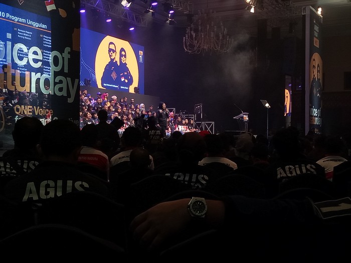 Sylvi Berpantun Ria di Pembukaan Pidato Politik Agus Untuk Anak Muda