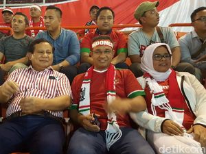 Kala Anies dan Prabowo Bertemu di Stadion Rajamangala