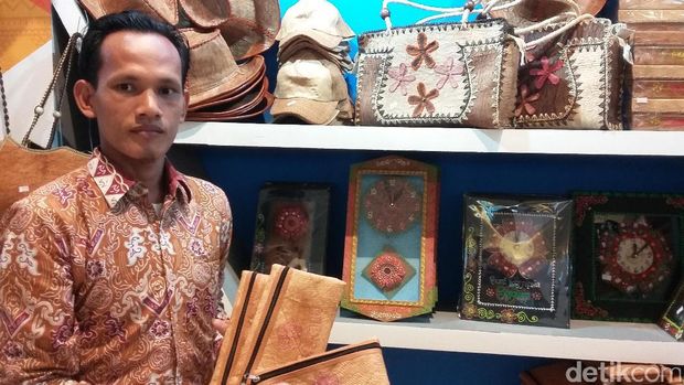 Peluang usaha kerajinan kulit kayu lantung