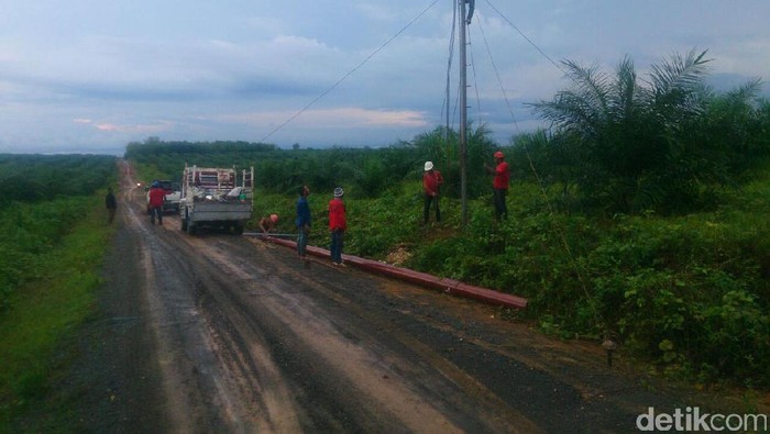 PLN Bangun Jaringan Listrik ke Desa di Pedalaman Sulawesi Utara
