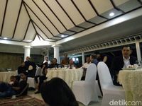 JK Nobar Indonesia vs Thailand Bersama RJ Lino di Rumah Dinas
