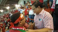 Kala Anies dan Prabowo Bertemu di Stadion Rajamangala