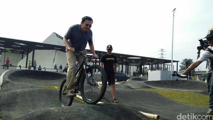 Ahok: Kita Bisa Bikin Kompetisi Internasional di Kalijodo