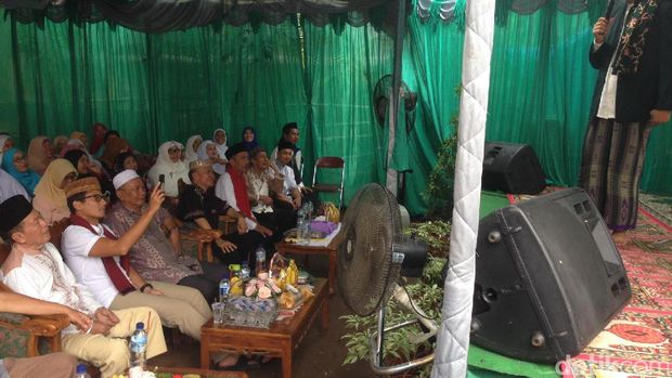 Sandiaga Hadiri Peringatan Maulid Nabi di Tanjung Duren 