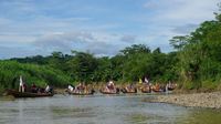 Keseruan Lomba Parahu Maung di Festival Walungan Cikao 2016