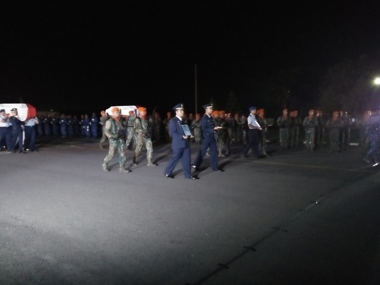 12 Peti Jenazah Kru Hercules Tiba di Bandara Abdulrachman Saleh, Malang 12 Peti Jenazah Kru Hercules Tiba di Bandara Abdulrachman Saleh, Malang