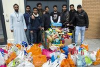 Muslim di London Donasikan 10 Ton Makanan bagi Tunawisma yang Rayakan Natal