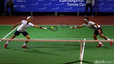 Christoper/Justin Juara Ganda Turnamen Combiphar Tenis Open 2016