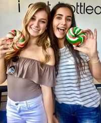 Wah, Uniknya Bagel Warna Warni Bernuansa Natal!