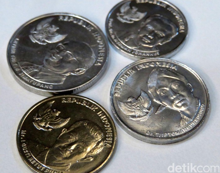 Ini Penampakan Uang Rupiah Baru Bank Indonesia (BI) menerbitkan 11 uang rupiah desain baru. Uang desain baru ini terdiri dari 7 pecahan uang kertas dan 4 pecahan uang logam. Ini penampakannya.