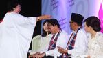 Saat Ahok Sungkem ke Sang Ibu