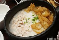 Tiga Wonton: Dumpling Udang yang Renyah Segar Ada di Sini