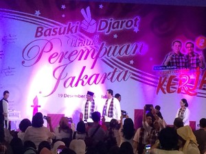 Ditemani Istri, Ahok-Djarot Hadiri Perayaan Hari Ibu yang Diadakan Relawan