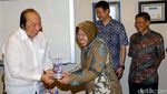 Bank Mayapada Salurkan Beasiswa Melalui Pemkot Surabaya
