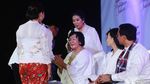 Saat Ahok Sungkem ke Sang Ibu