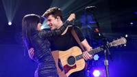 Lagu tersebut berhasil masuk dalam 20 besar di Amerika Serikat dan Kanada. Tasos Katopodis/Getty Images for iHeartMedia/detikFoto.