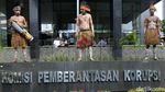 Pemuda Papua Demo Gedung KPK