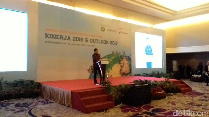 Canda Jonan di Depan Pejabat dan Bos Migas